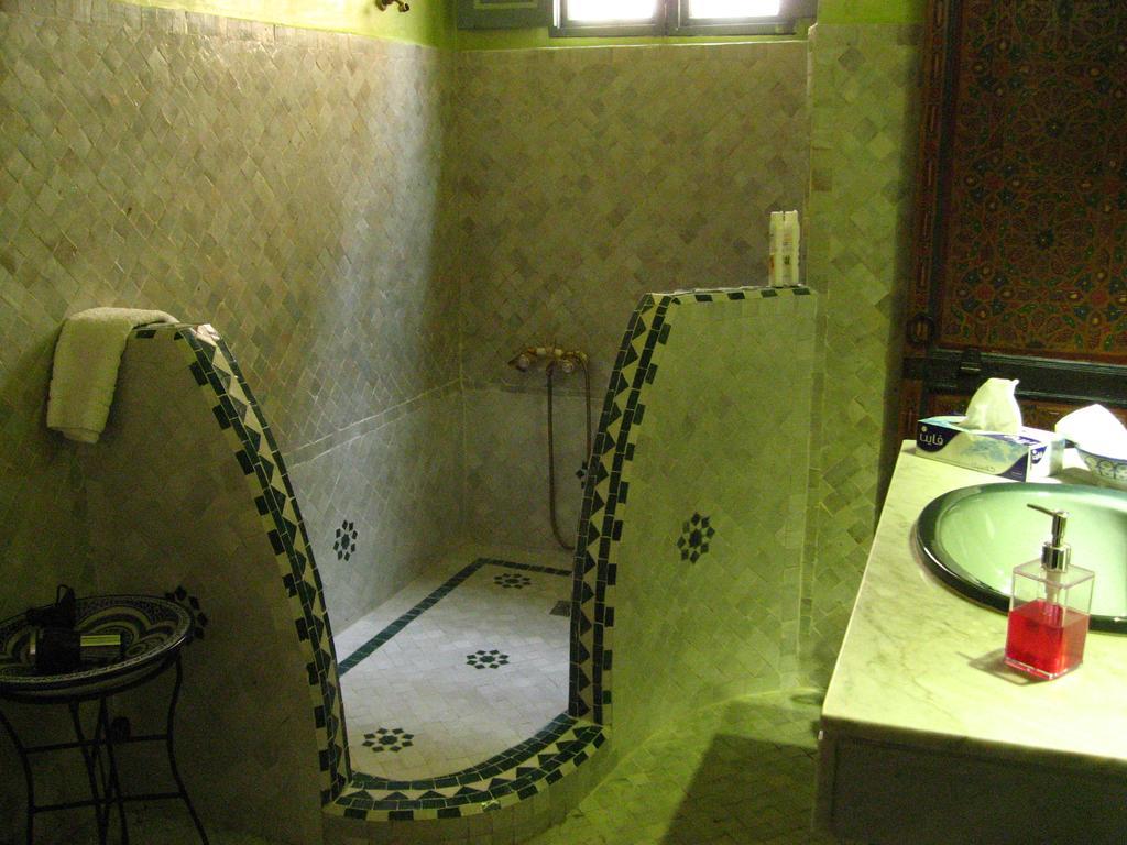 Riad Dar Cordoba Fez Bagian luar foto